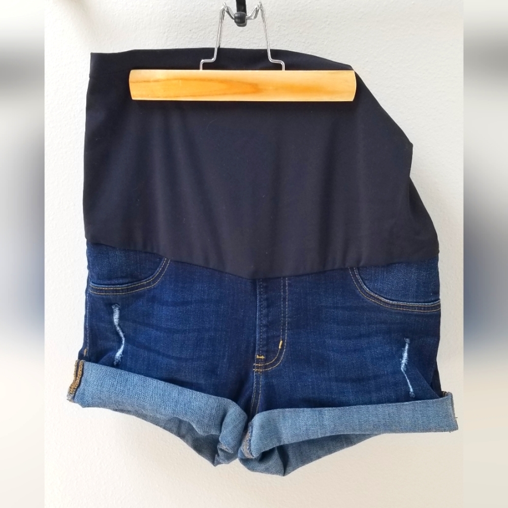 Maternity Shorts Just Black